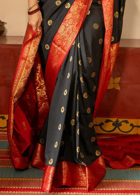 Black Banarasi Silk Saree With Blouse Piece