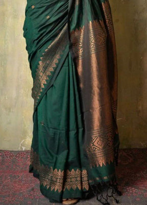 Green Banarasi Silk Saree With Blouse Piece