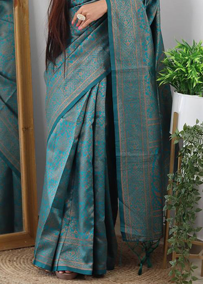 Rama Banarasi Silk Saree With Blouse Piece