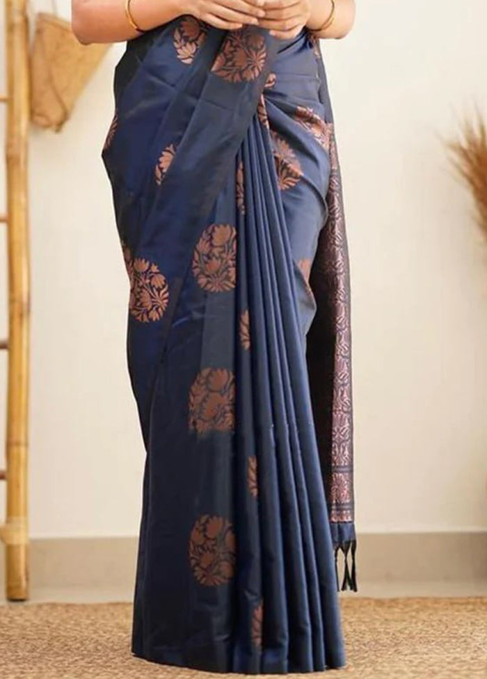 Navy Blue Banarasi Silk Saree With Blouse Piece