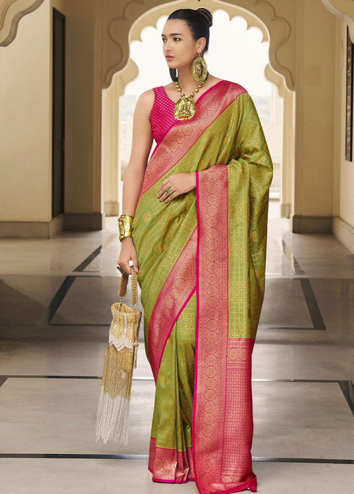 Mehendi Banarasi Silk Saree With Blouse Piece