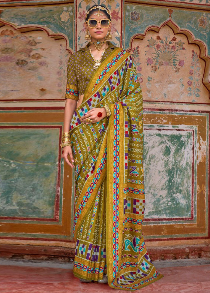 Multicolor Spun Silk Saree With Blouse Piece