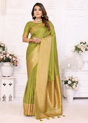 Light Green Spun Silk Saree With Blouse Piece