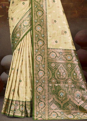 Cream Spun Silk Saree With Blouse Piece