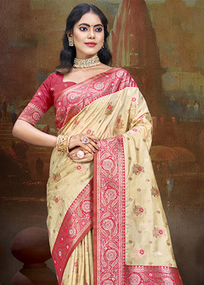 Cream Spun Silk Saree With Blouse Piece