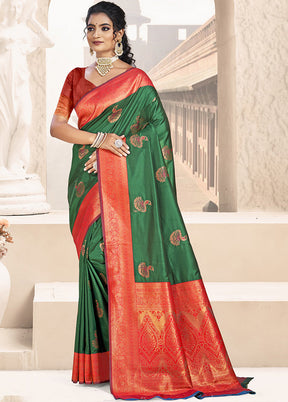 Dark Green Spun Silk Saree With Blouse Piece