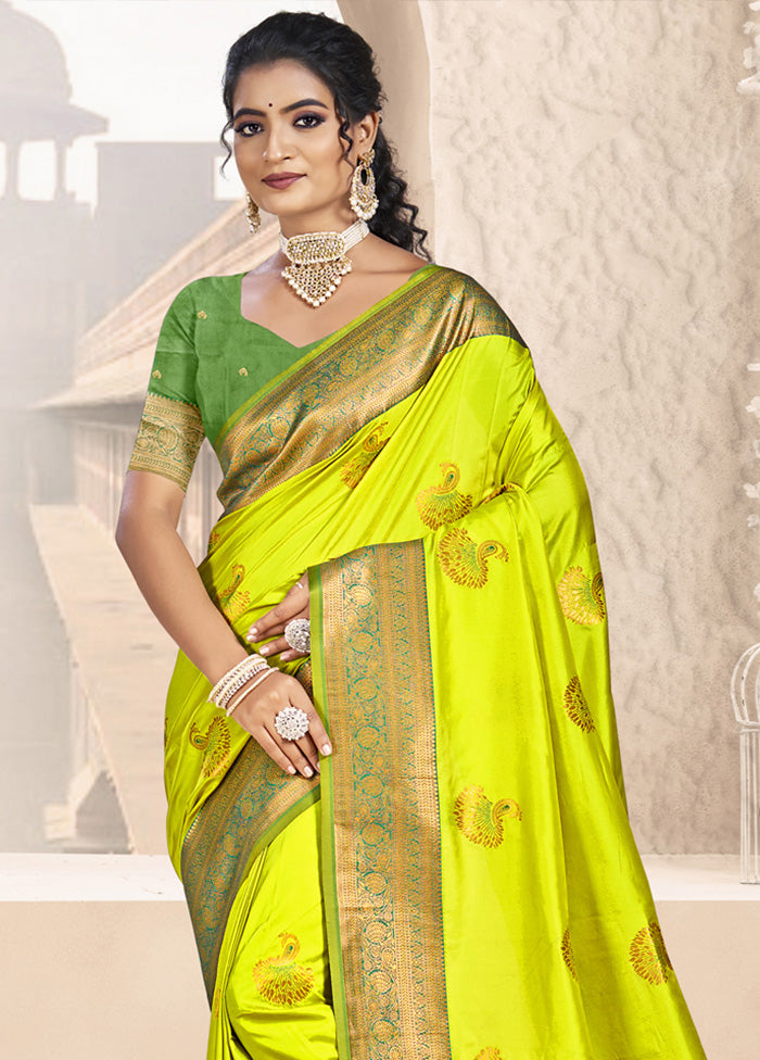 Parrot Green Spun Silk Saree With Blouse Piece