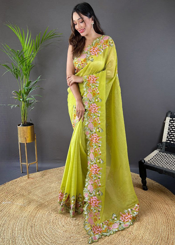 Mehendi Spun Silk Saree With Blouse Piece