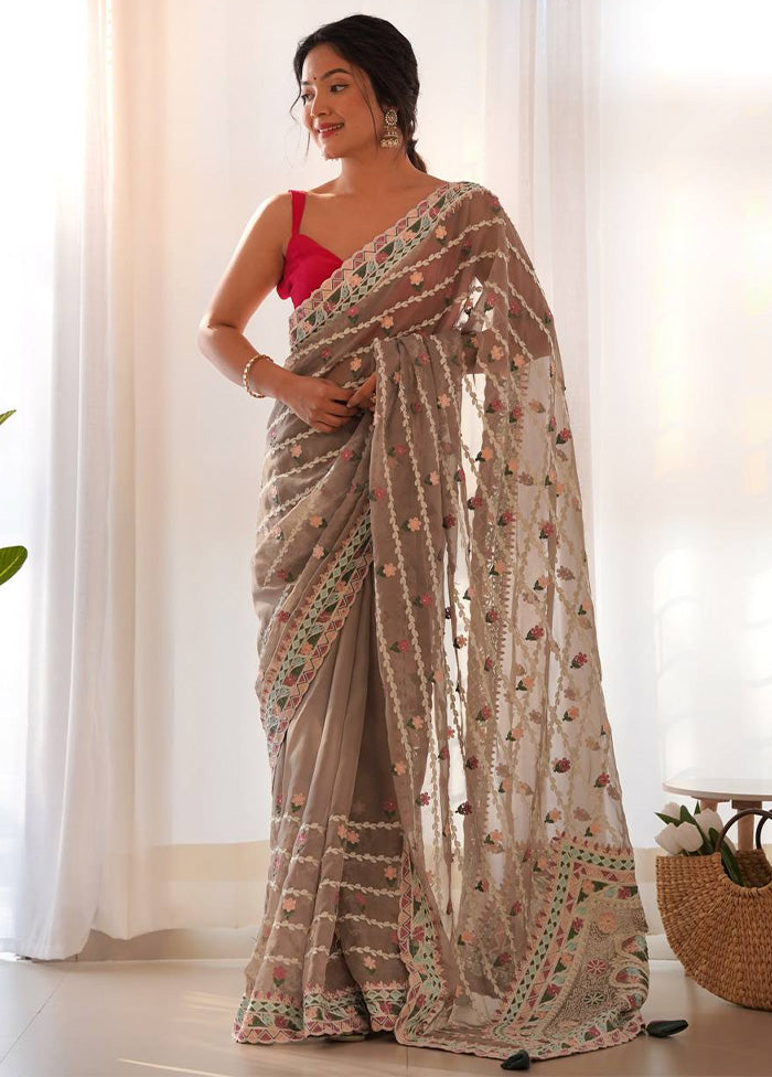 Beige Organza Saree With Blouse Piece