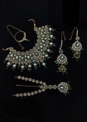 Green Alloy Jewellery Set