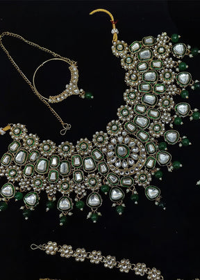 Green Alloy Jewellery Set