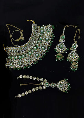 Green Alloy Jewellery Set