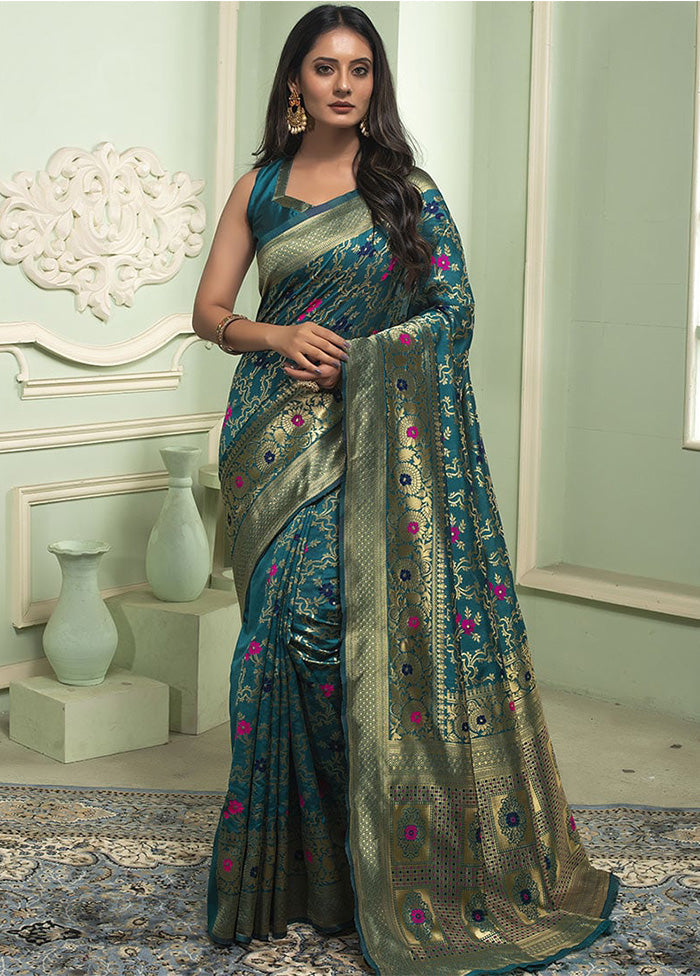 Rama Banarasi Silk Saree With Blouse Piece