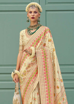 Cream Banarasi Silk Saree With Blouse Piece