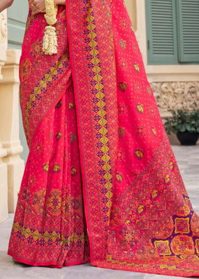 Rani Banarasi Silk Saree With Blouse Piece