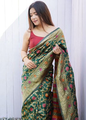 Green Banarasi Silk Saree With Blouse Piece