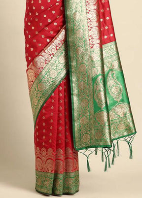 Red Banarasi Silk Saree With Blouse Piece