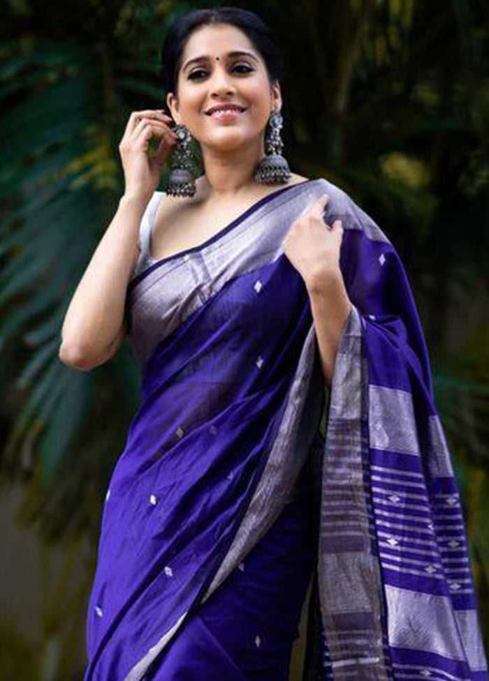 Navy Blue Banarasi Silk Saree With Blouse Piece