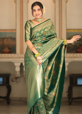 Green Banarasi Silk Saree With Blouse Piece