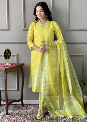 3 Pc Lemon Readymade Silk Suit Set