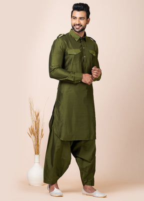 Rama Green Viscose Full Sleeves Mandarin Collar Pathani Kurta And Pajama Set