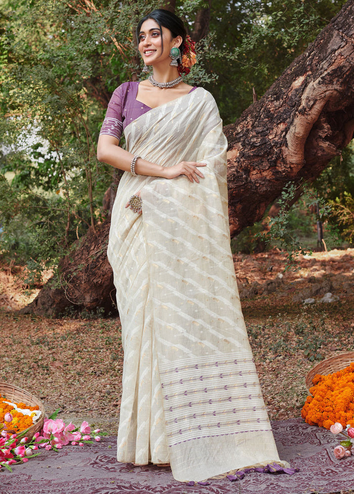 White Cotton Saree With Blouse Piece