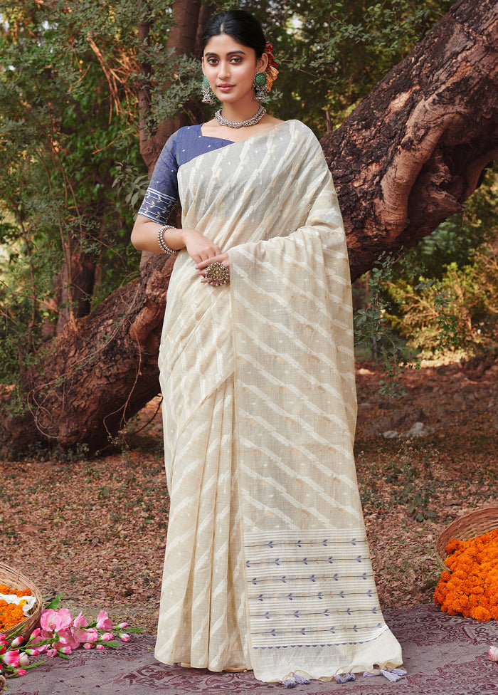 White Cotton Saree With Blouse Piece