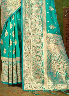 Sea Green Spun Silk Saree With Blouse Piece