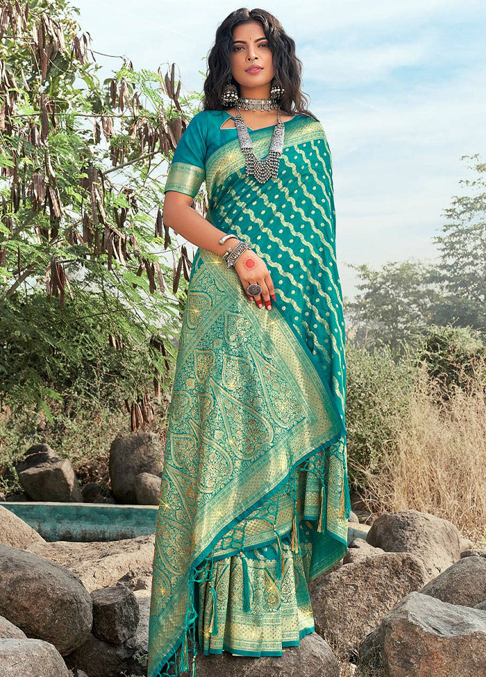 Sea Green Spun Silk Saree With Blouse Piece