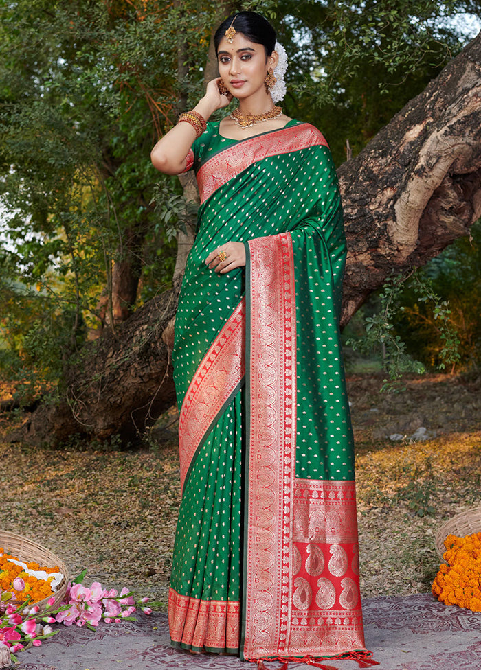 Green Dupion Silk Saree With Blouse Piece