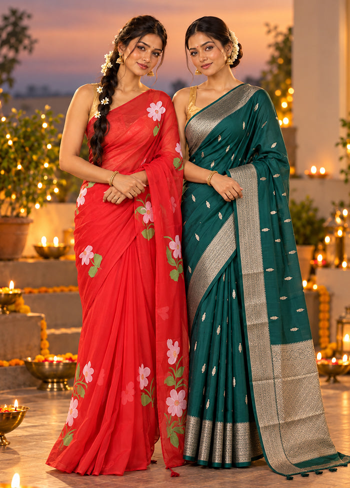 Begum Bahar Duo – Red Organza & Green Dupion Silk Sarees