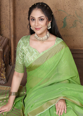 Green Silk Saree With Blouse Piece