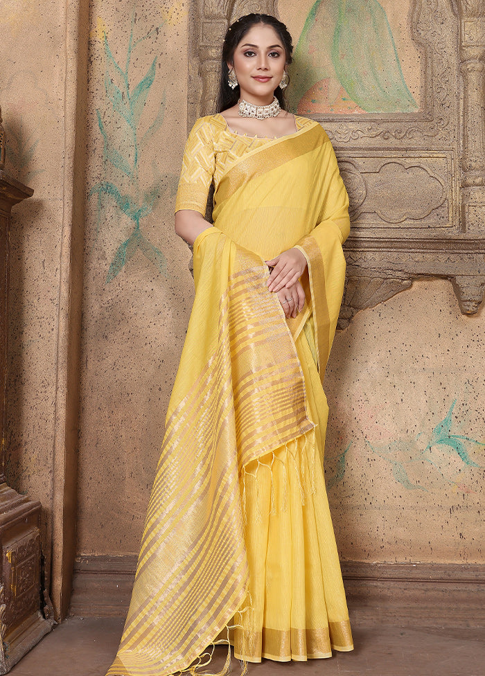 Yellow Silk Saree With Blouse Piece