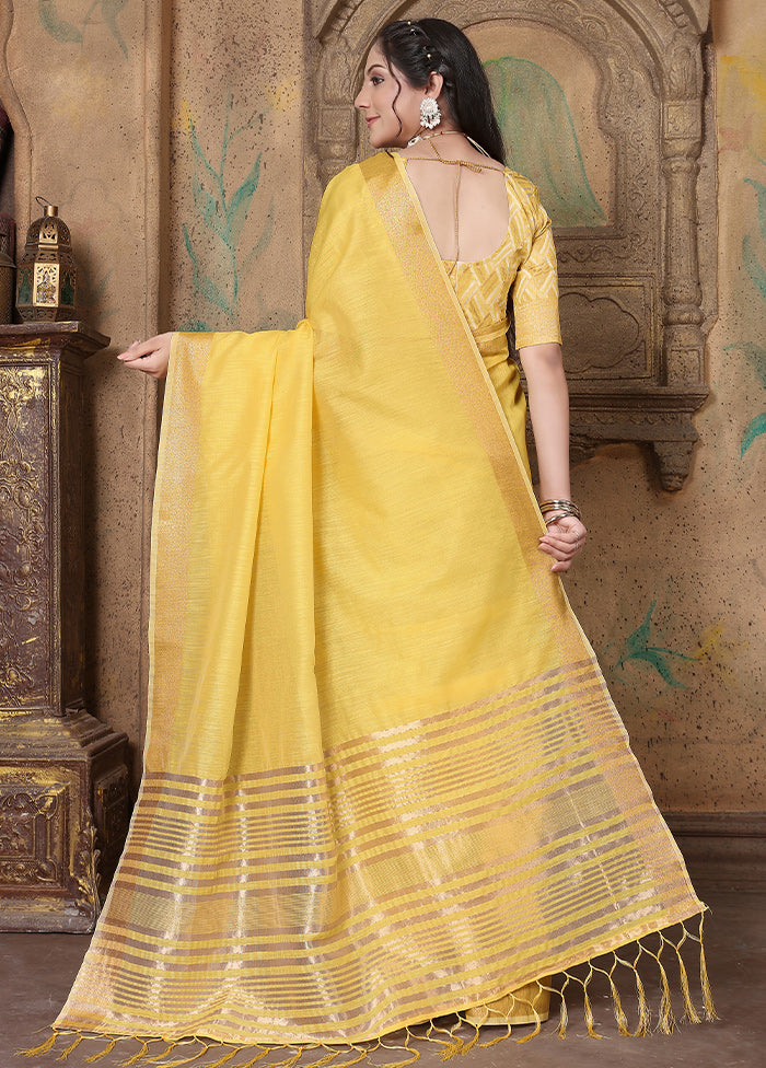 Yellow Silk Saree With Blouse Piece