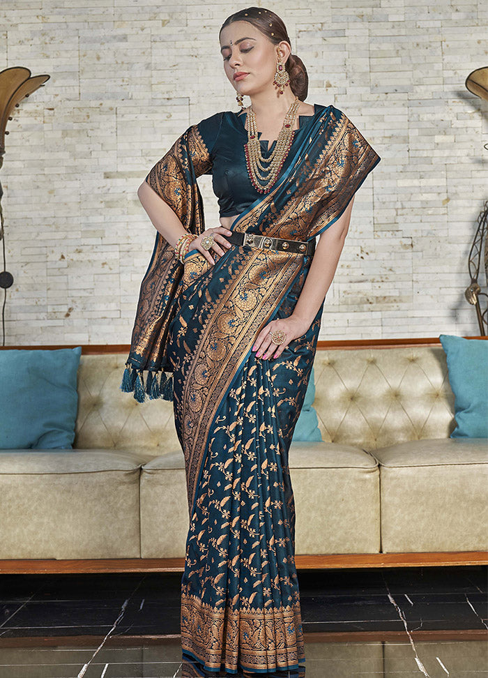 Dark Blue Silk Saree With Blouse Piece