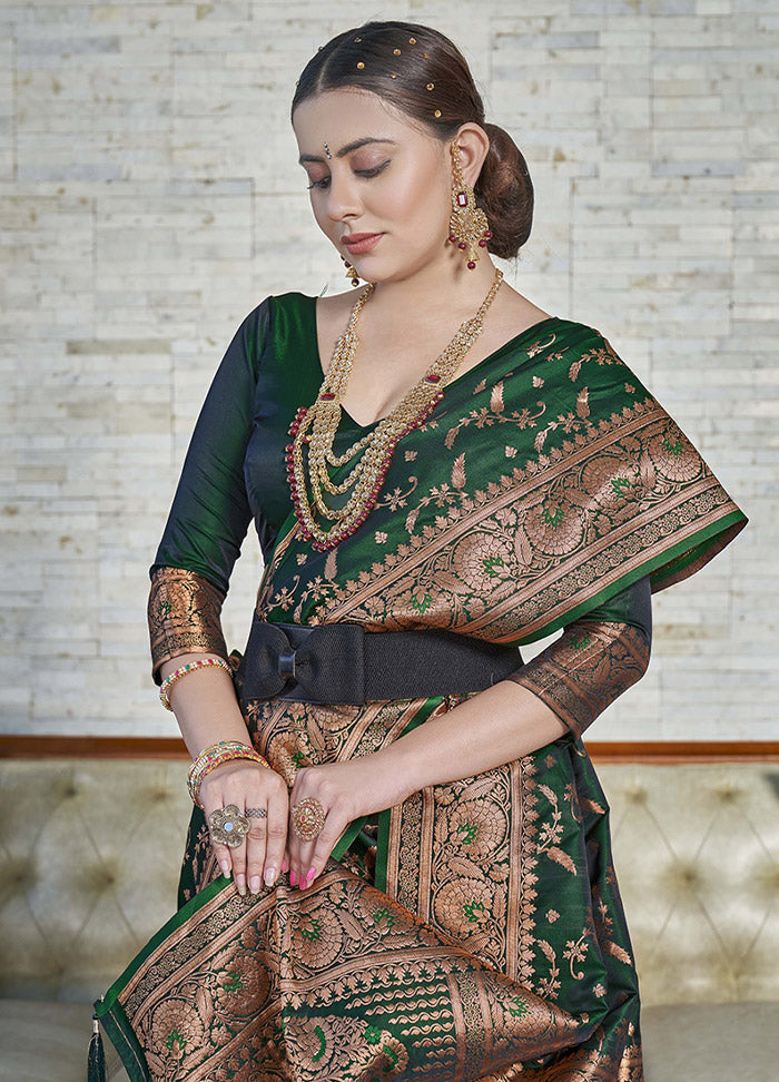 Dark Green Silk Saree With Blouse Piece - Indian Silk House Agencies