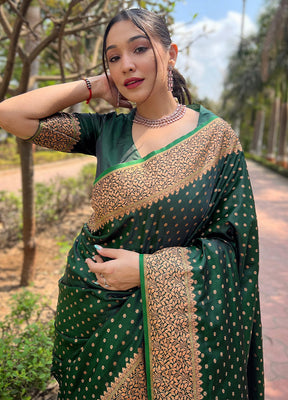 Dark Green Silk Saree With Blouse Piece - Indian Silk House Agencies