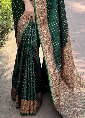 Dark Green Silk Saree With Blouse Piece - Indian Silk House Agencies