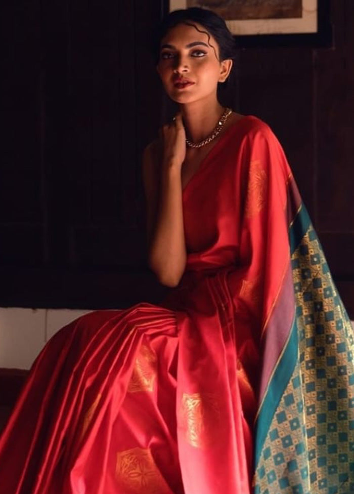 Red Banarasi Silk Saree With Blouse Piece