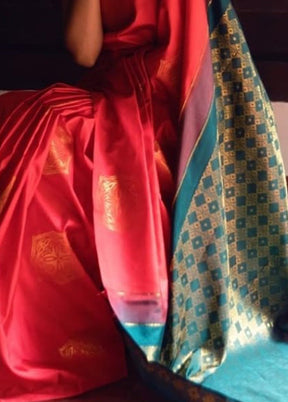 Red Banarasi Silk Saree With Blouse Piece