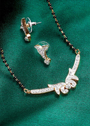 Gold Plated Shimmering Mangalsutra Necklace Set - Indian Silk House Agencies