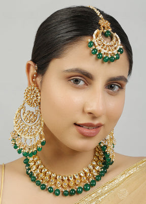 Green Kundan Work Copper And Alloy Necklace With Earrings And Mangtika - Indian Silk House Agencies