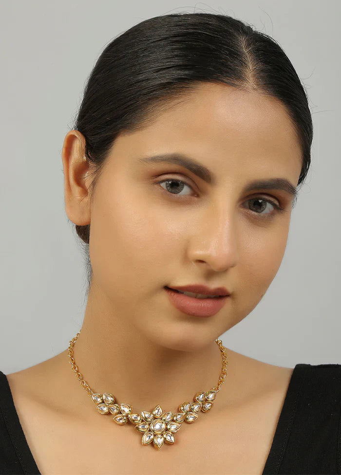 Purple Banarasi Saree & Golden Necklace Combo
