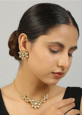 Golden Copper Alloy Necklace With Earrings Set