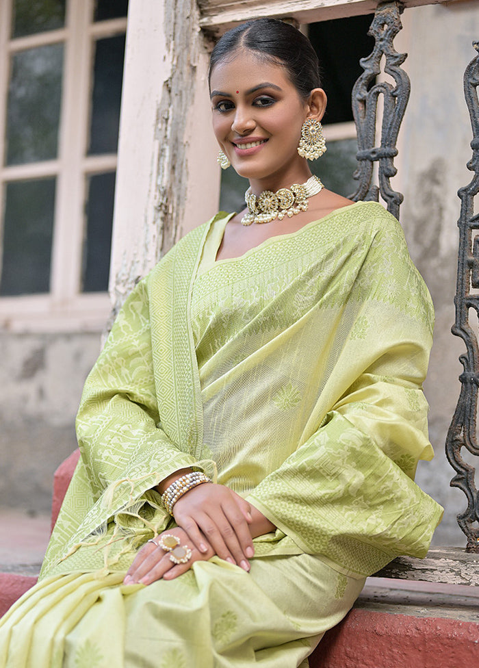 Mehendi Dupion Silk Saree With Blouse Piece