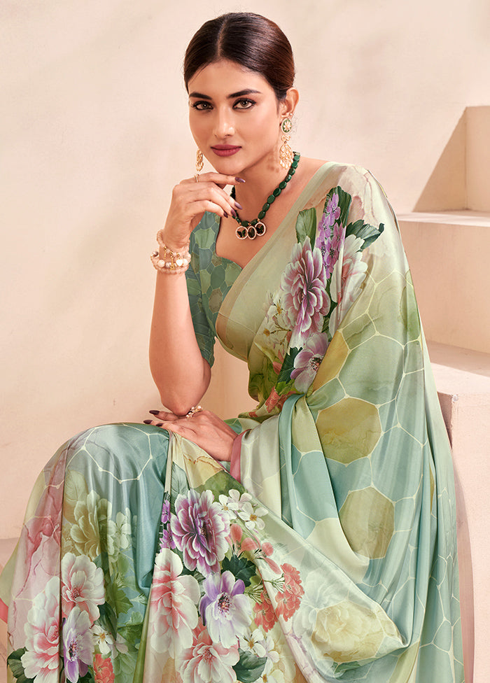 Green Crepe Silk Saree With Blouse Piece