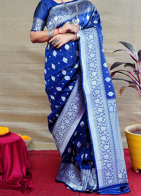 Navy Blue Banarasi Silk Saree With Blouse Piece