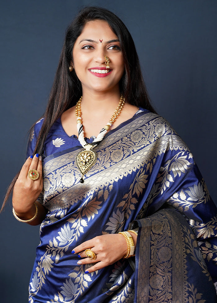 Navy Blue Banarasi Silk Saree With Blouse Piece