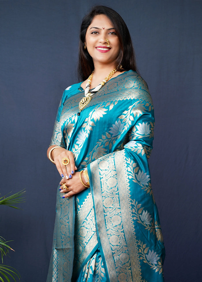 Teal Banarasi Silk Saree With Blouse Piece