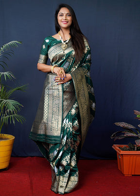 Green Banarasi Silk Saree With Blouse Piece